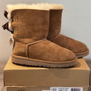 Kids Bailey Bow Uggs